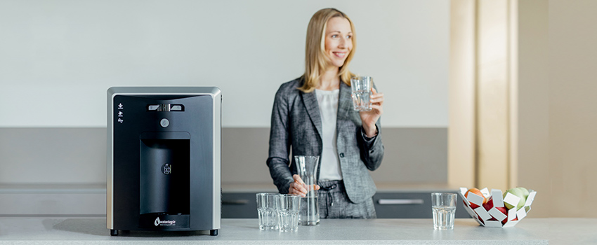 What Are the Benefits of a Water Dispenser?
